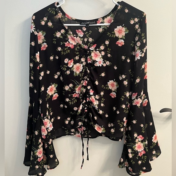 Derek Heart Floral bell sleeve blouse - Picture 1 of 6